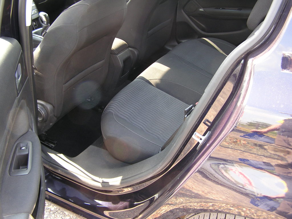 Peugeot 308 intérieur arrière