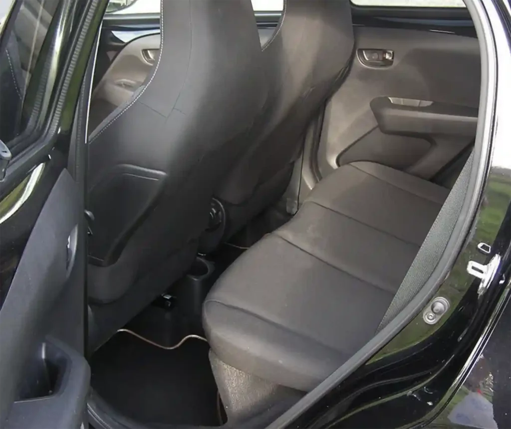 peugeot 108 noire a vendre marne